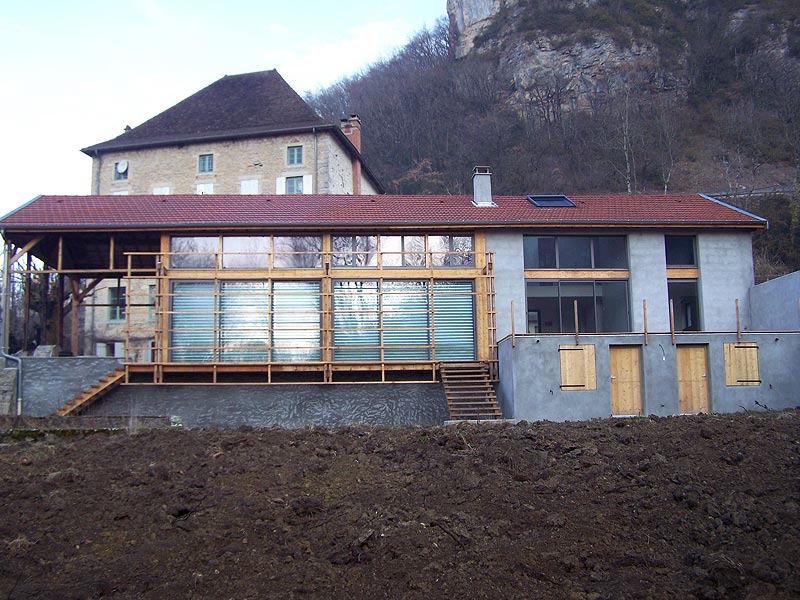 reconversion d’un bâtiment industriel bois en maison individuelle Serrières de Briord - 01470